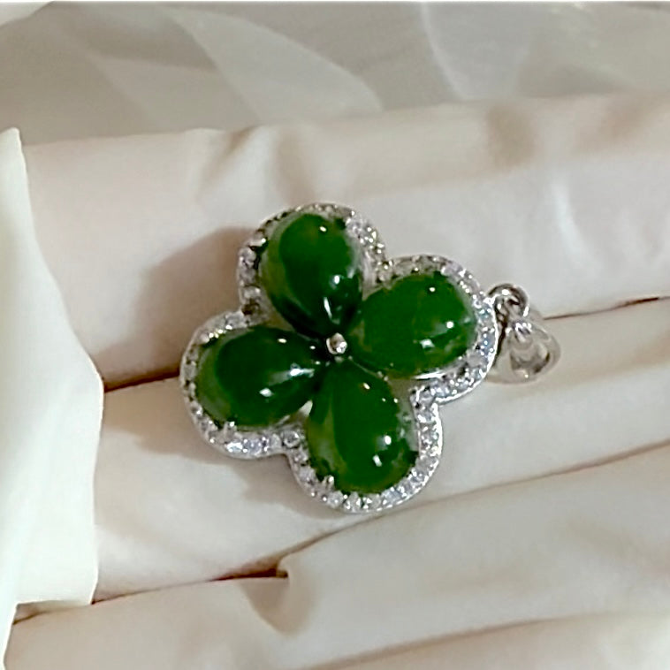 Sterling silver genuine bright green Sibebian Nephrite Jade four-leaf clover pendant
