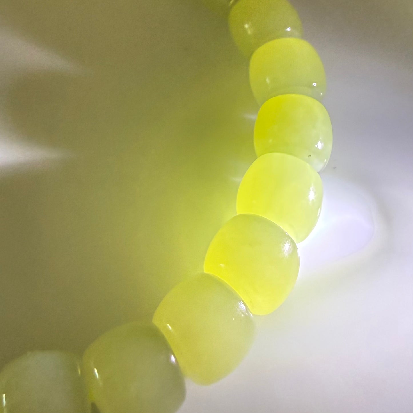 Certified genuine yellow gradient Hetian jade nephrite jade Bracelet -8mm beads 6.5 inch length