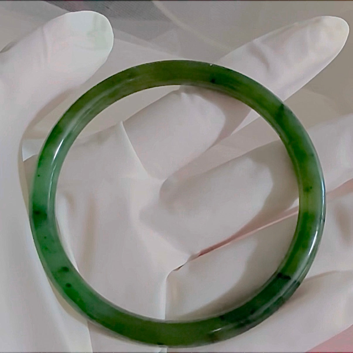 Certified Genuine Siberian bright green nephrite jade mini bracelet bangle - inner diameter 56.7mm