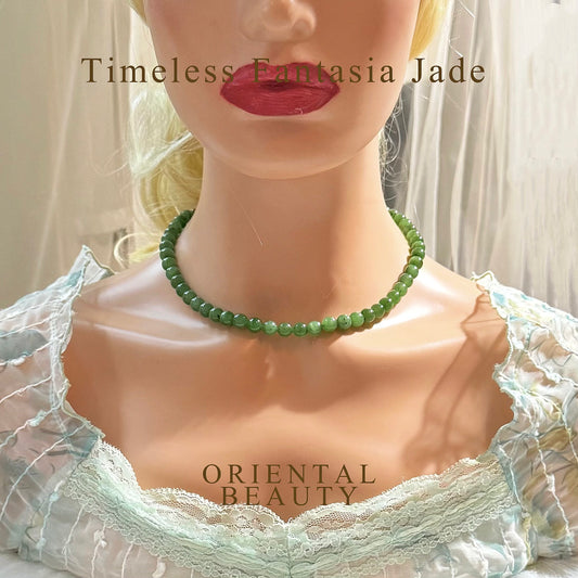 Certified bright Green Siberian genuine nephrite Necklace 17 inches