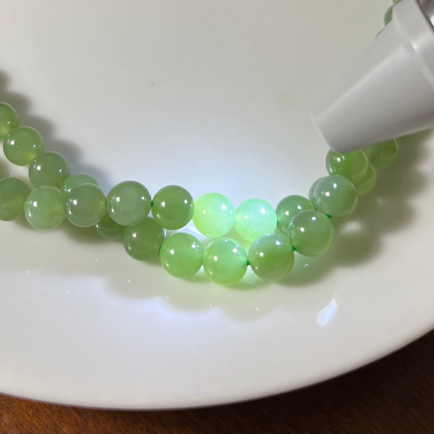 Certified genuine Siberian Nephrite Jade necklace - 6mm beads 26 inches length