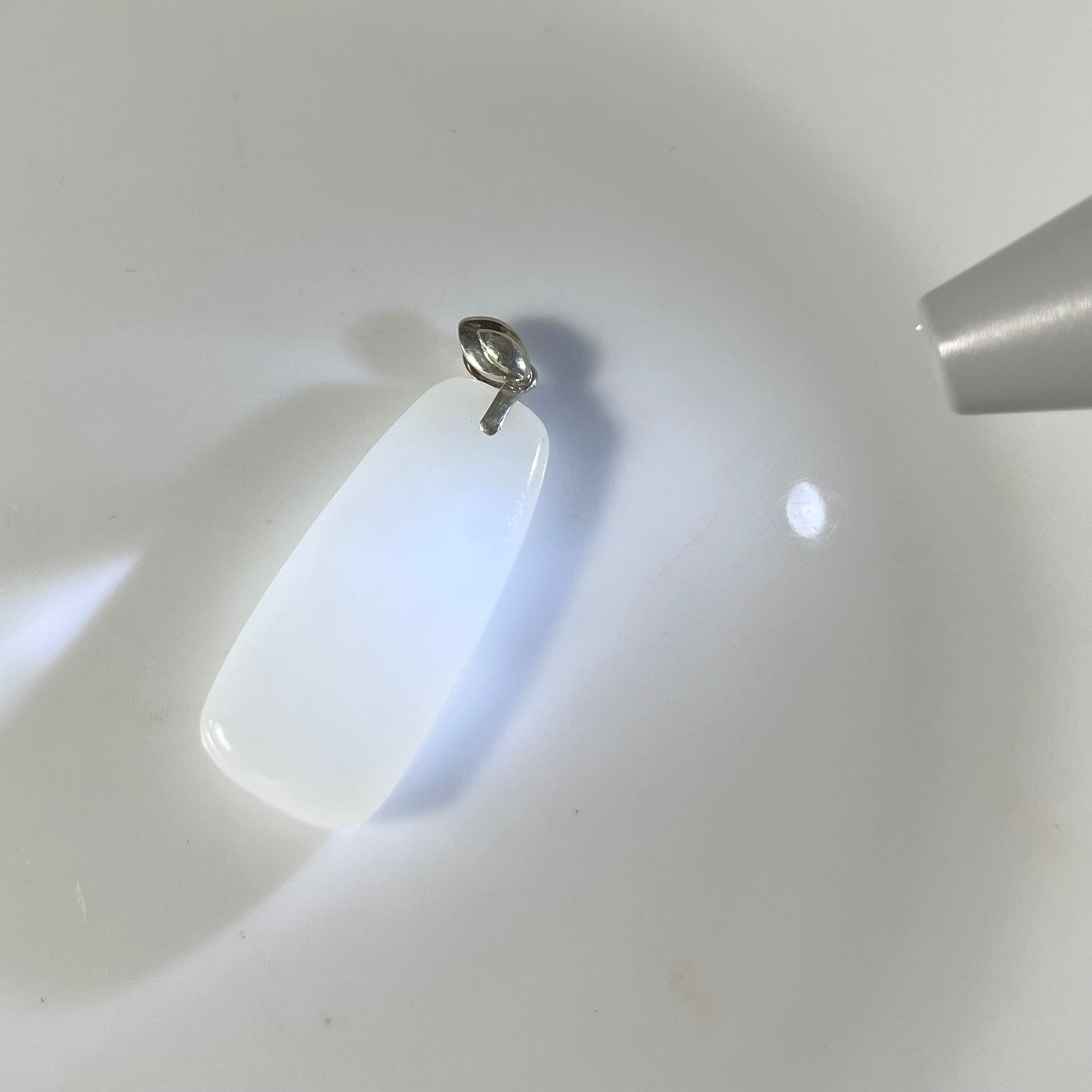 Genuine white Hetian jade Nephrite Jade pendant