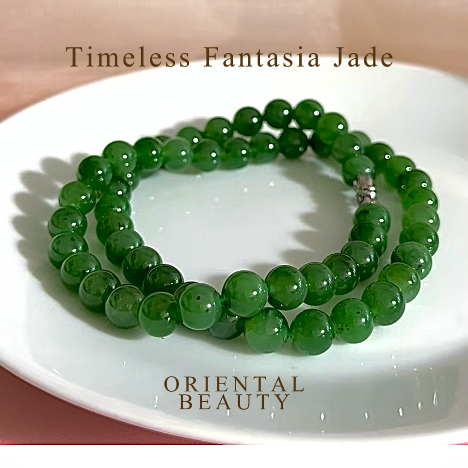 Certified bright Green Siberian genuine nephrite Necklace 17 inches
