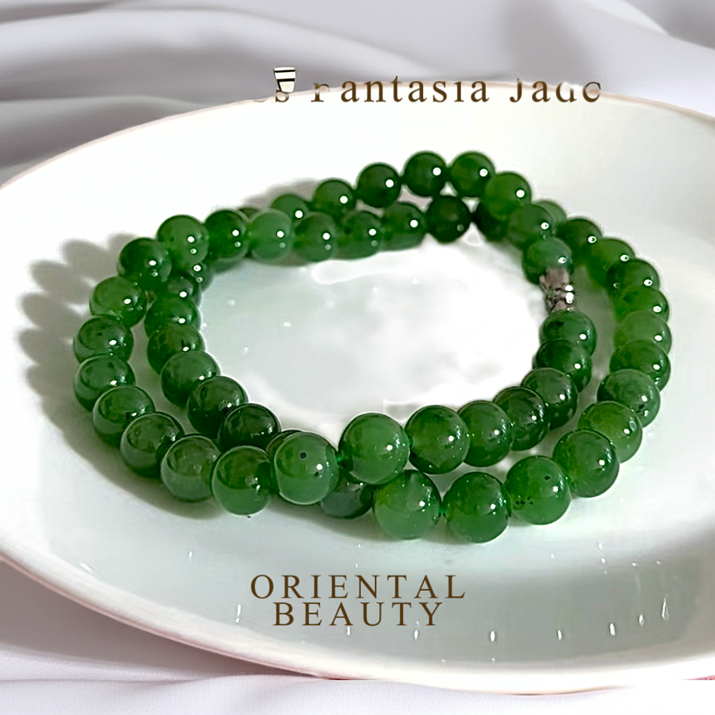 Certified bright Green Siberian genuine nephrite Necklace 17 inches